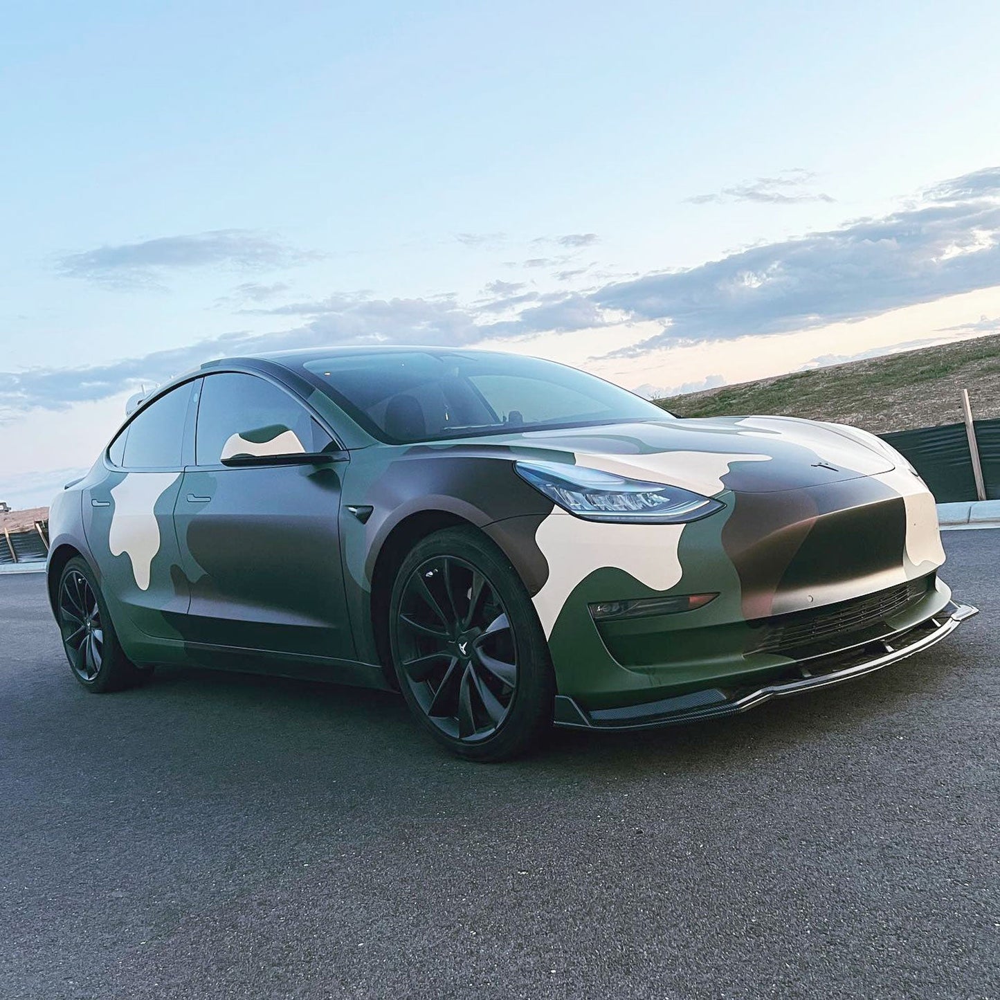 For 2017-2023 Tesla Model 3 Front Bumper Lip Splitter
