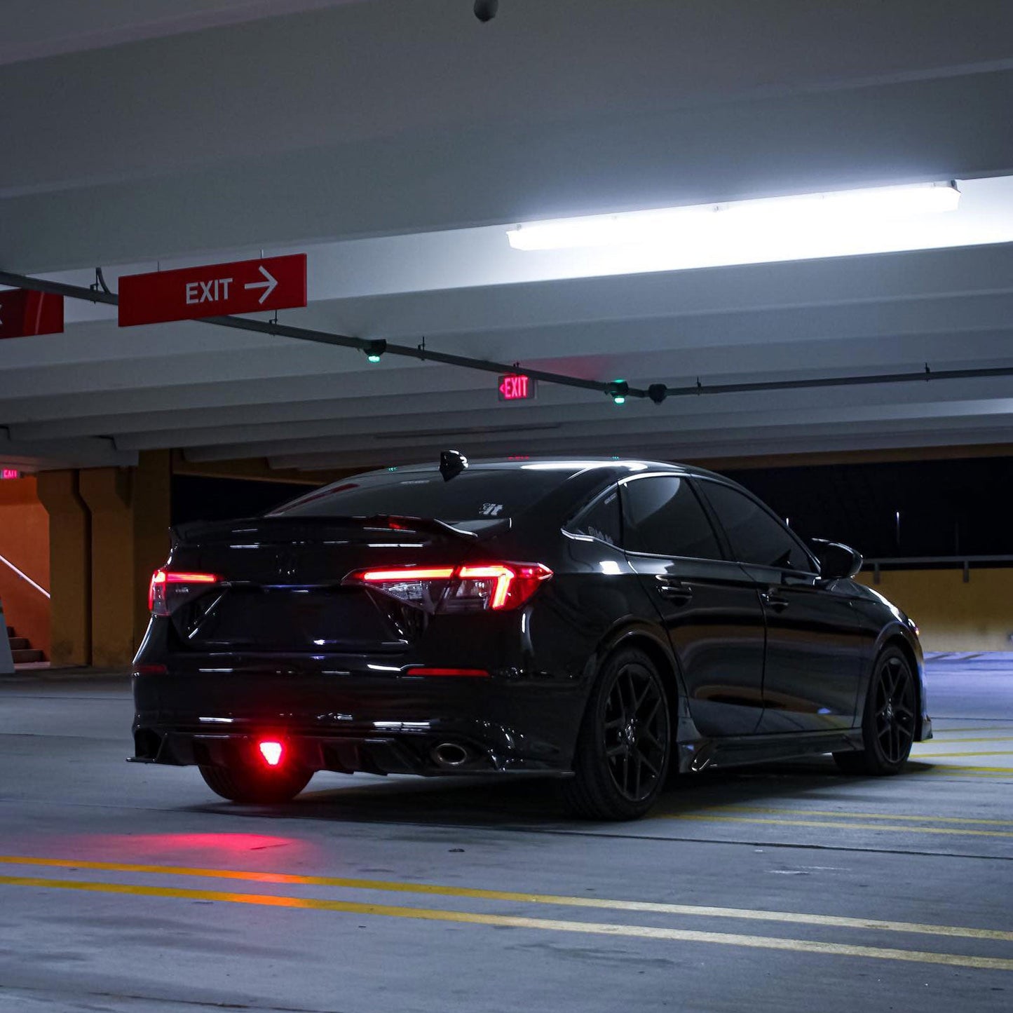For 2022-2026 Honda Civic Sedan LED Rear Diffuser