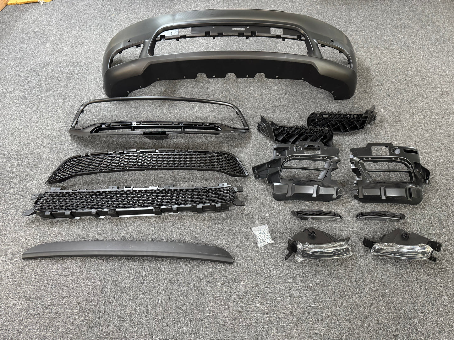For 2016-2020 Dodge Durango SRT Style Front Bumper Cover Kit