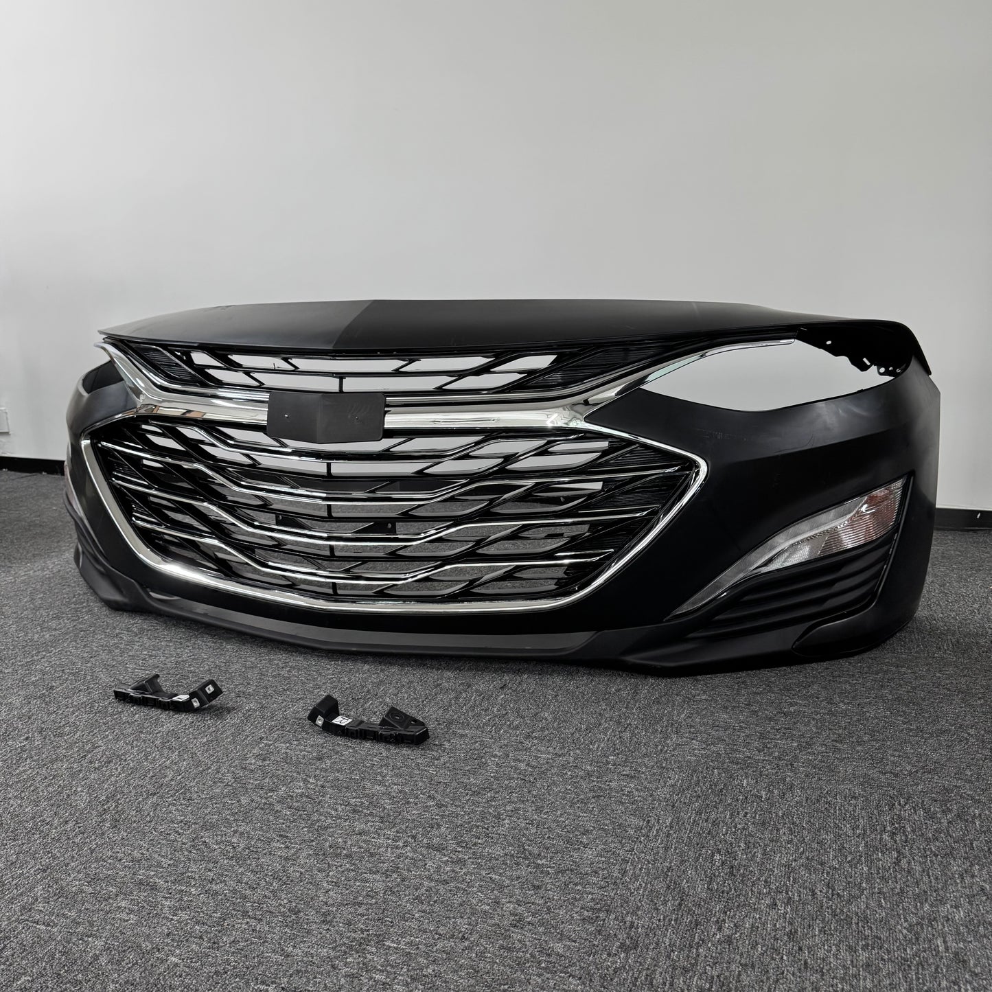 For 2019-2024 Chevy Malibu Front Bumper Cover Grille Fog Light Set