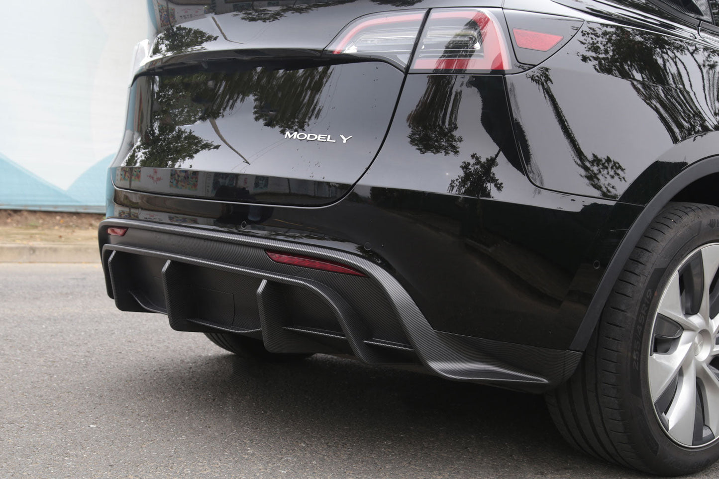 For Tesla Model Y 2020-2024 Upgrade Rear Diffuser